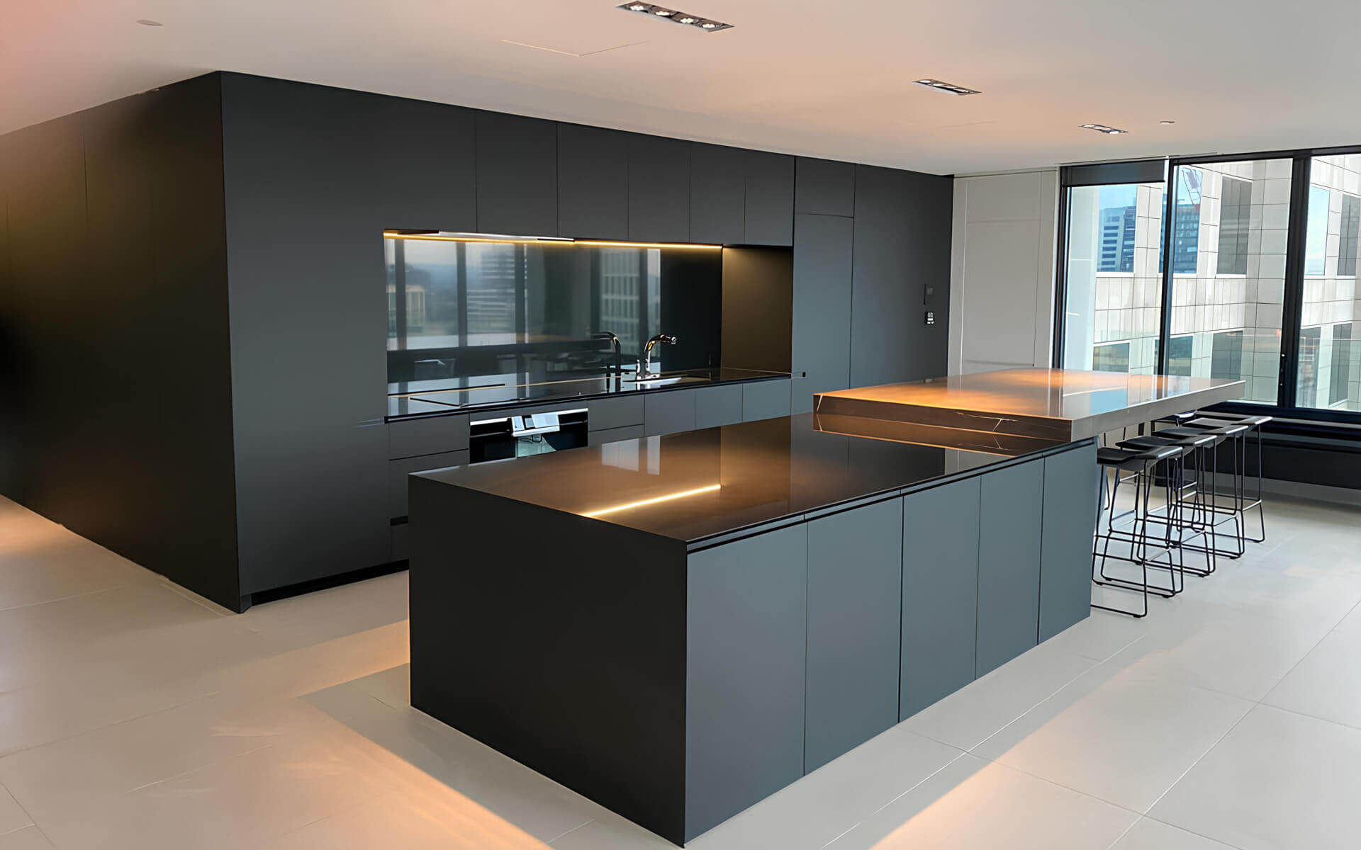 Black Kitchen
