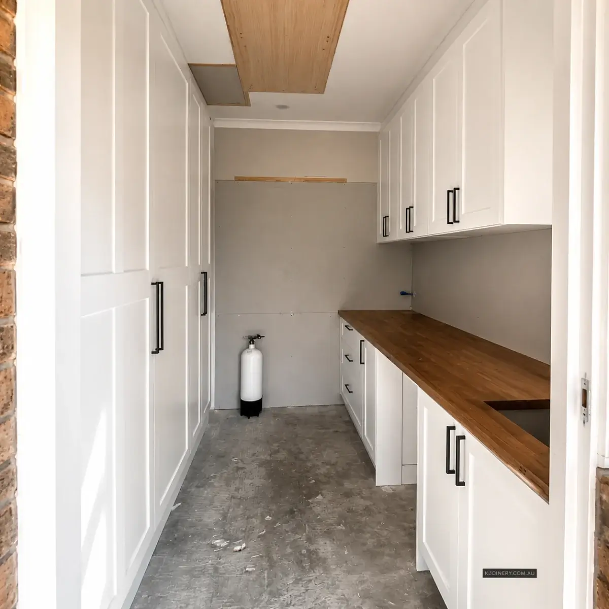 Premium kitchen renovation near Sanctuary Lakes by KJoinery Australia