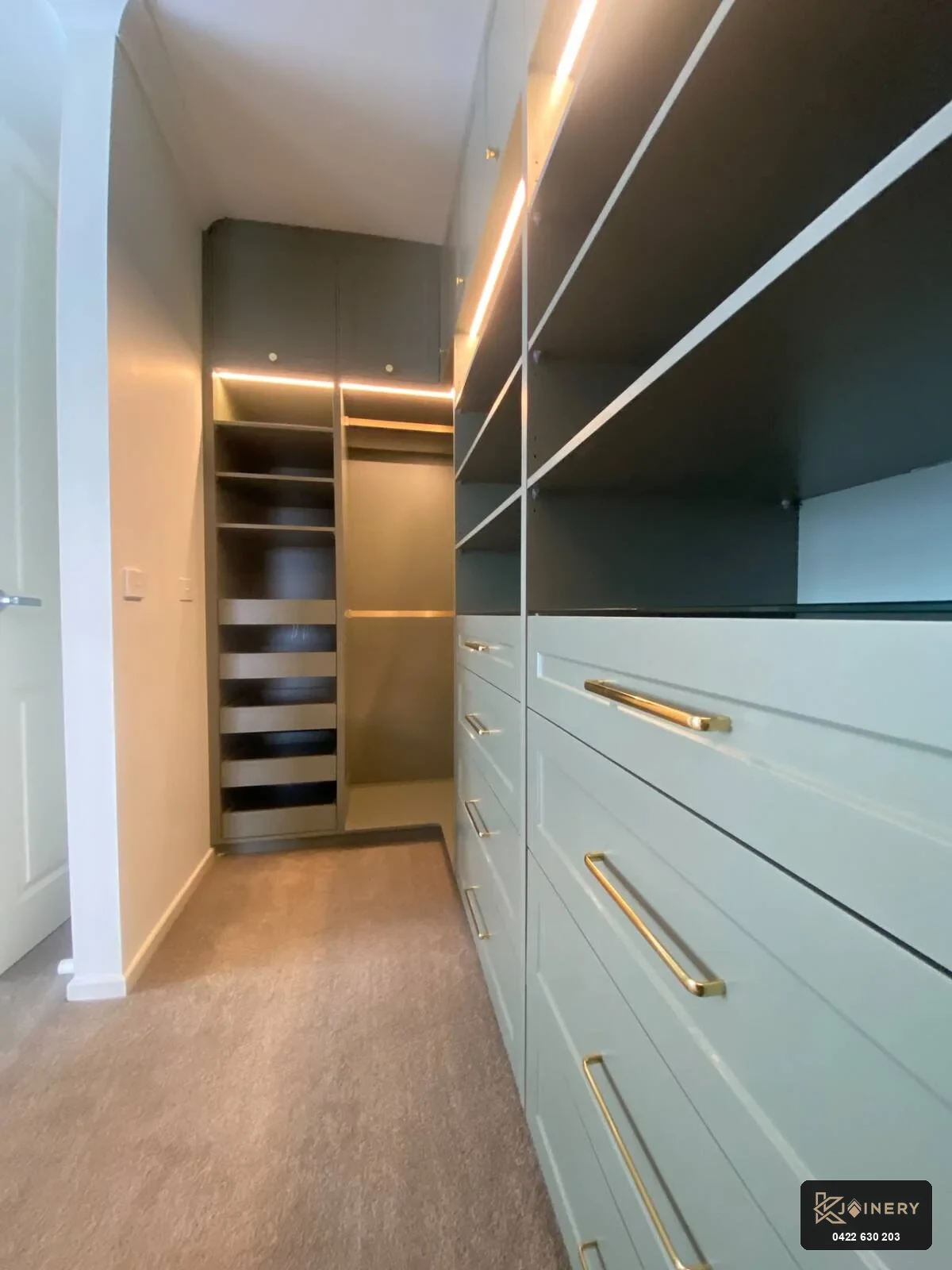 Shaker 2-pack wardrobe drawers with contemporary brushed brass handles and soft close Blum runners